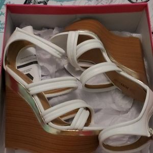 white wedge sandles